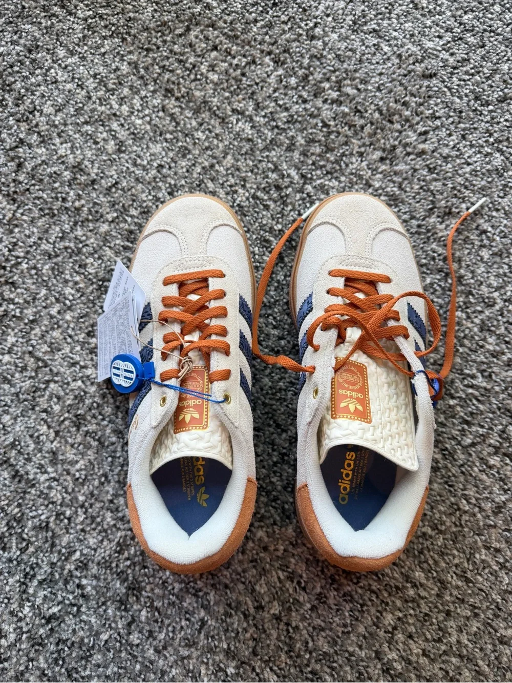 Adidas Gazelle NWT Cream & Blue Suede Low-Top Sneakers